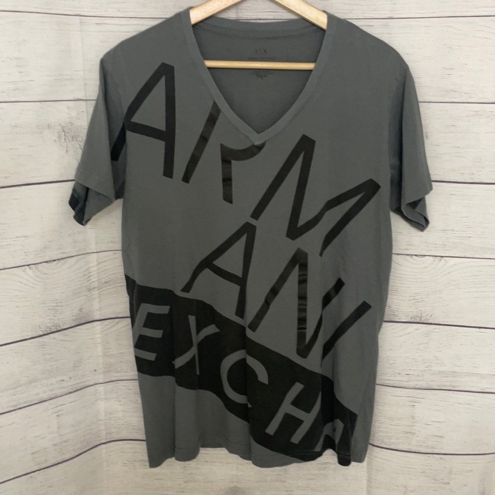 Armani Exchange men’s V-neck shirt size L
